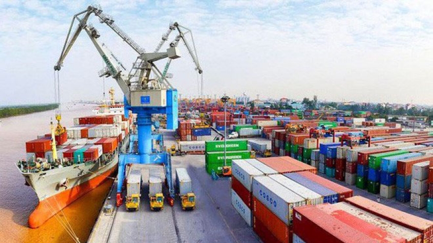 Two-month import surplus rises to nearly US$1 billion